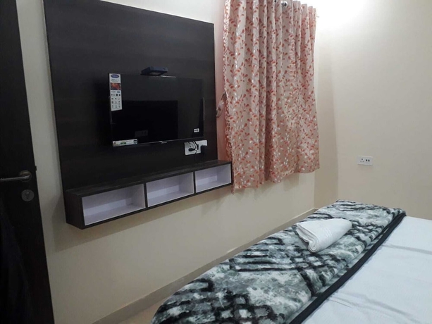Imagen de la habitación del Hotel LS Grand Guest House. Foto 8
