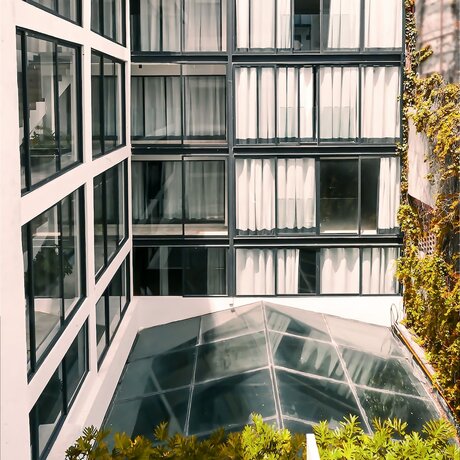 Imagen de la habitación del Hotel LUCA. Foto 15