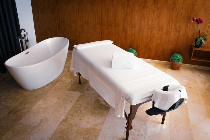 Imagen general del Hotel LUCA. Foto 7