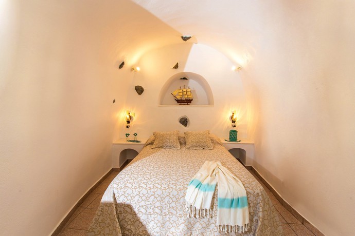 Imagen de la habitación del Hotel LUKAS Aethereal Living. Foto 6