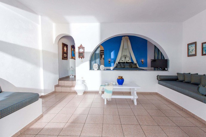 Imagen de los interiores del Hotel LUKAS Aethereal Living. Foto 8