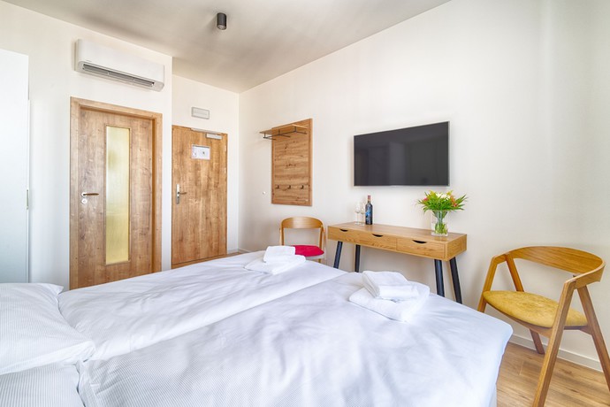 Imagen de la habitación del Hotel LUMA TERRA PRAGUE. Foto 16