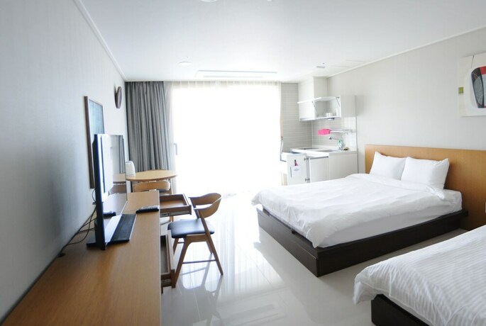 Imagen de la habitación del Hotel LUMIA Hotel and Resort. Foto 32