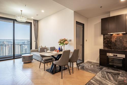 Imagen de la habitación del Hotel LUMI&Egrave;RE Riverside INFINITY POOL. Foto 19