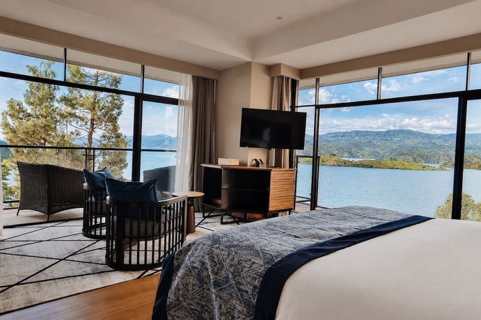 Imagen de la habitación del Hotel LUX* Lake Kivu. Foto 2