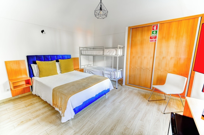 Imagen de la habitación del Hotel LUXURY PALM SUITES. Foto 2