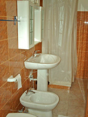 Imagen de la habitación del Hotel LUXURY ROOMS. Foto 1