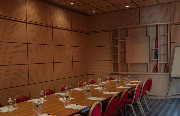 Imagen de los interiores del Hotel L'Univers. Foto 14