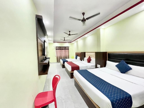 Imagen de la habitación del Hotel LV Palace - near Ghats and Temples. Foto 4