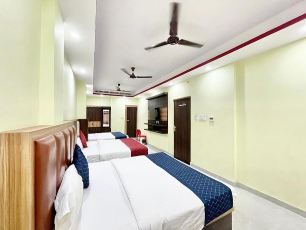 Imagen de la habitación del Hotel LV Palace - near Ghats and Temples. Foto 14