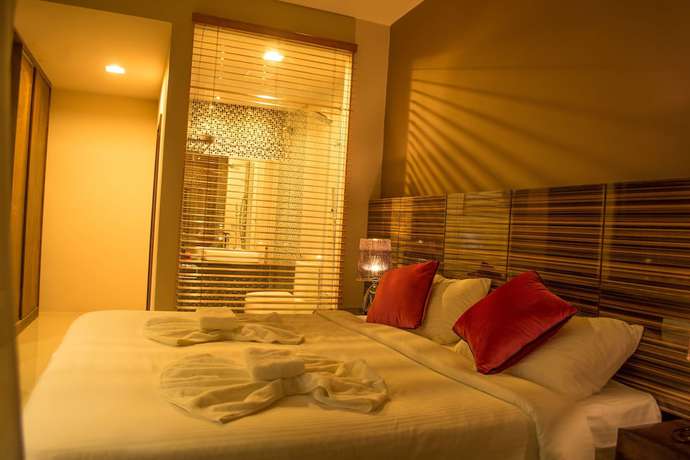 Imagen de la habitación del Hotel LVIS blancura. Foto 13