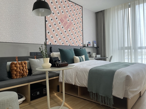 Imagen de la habitación del Hotel LYF Hongqiao Shanghai. Foto 9