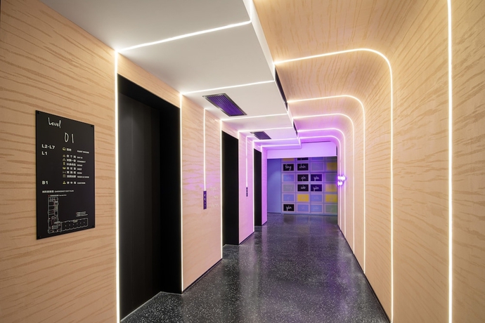 Imagen de los interiores del Hotel LYF Hongqiao Shanghai. Foto 17