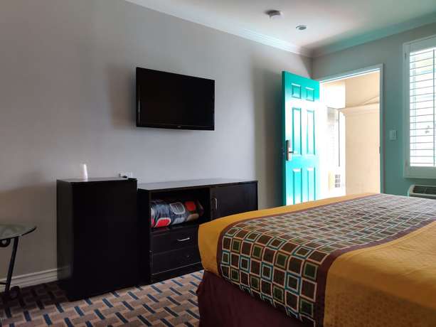 Imagen de la habitación del Hotel LYFE INN and SUITES by AGA - LAX Airport. Foto 16
