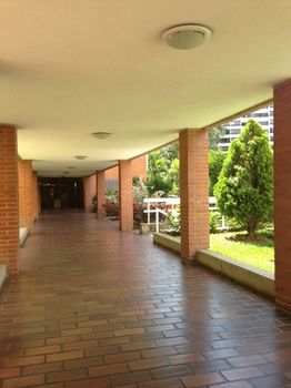 Imagen de los interiores del Hotel La Alameda. Foto 6