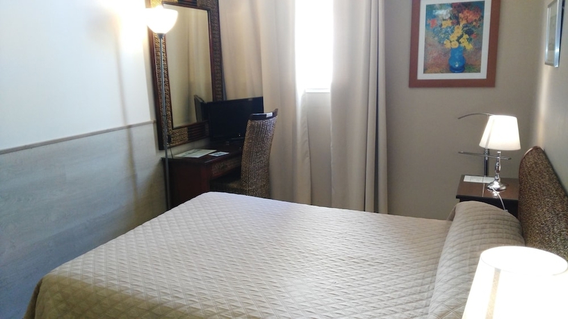 Imagen de la habitación del Hotel La Albarizuela. Foto 5