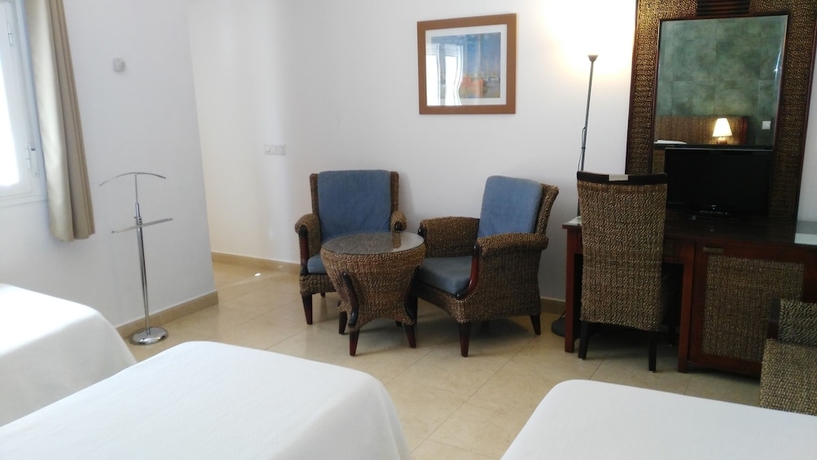 Imagen de la habitación del Hotel La Albarizuela. Foto 9