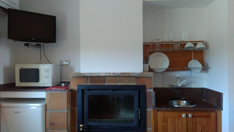 Imagen de la habitación del Hotel La Alberquilla, Yeste. Foto 15