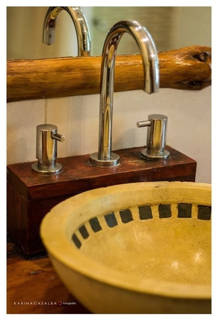 Imagen de la habitación del Hotel La Aldea De La Selva Lodge. Foto 4