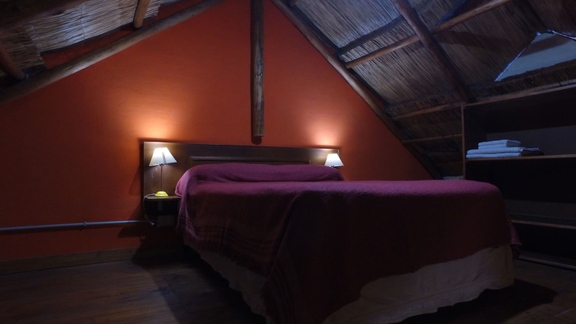 Imagen de la habitación del Hotel La Aldea De San Rafael. Foto 9