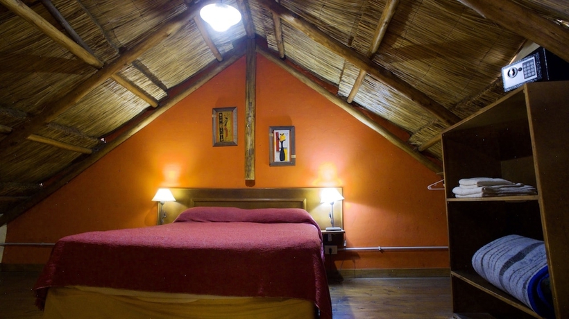 Imagen de la habitación del Hotel La Aldea De San Rafael. Foto 17
