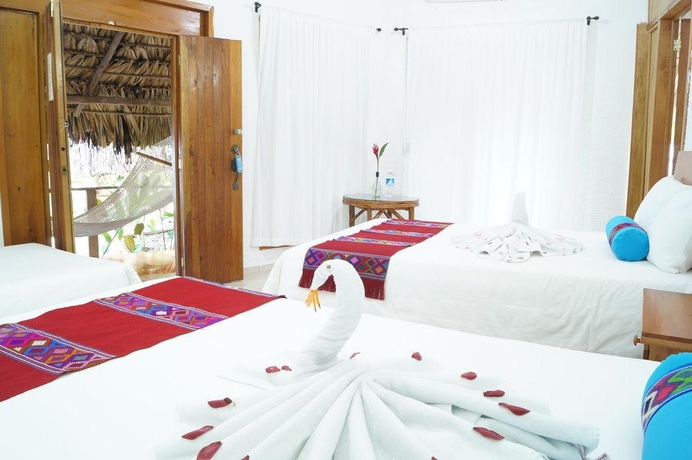 Imagen general del Hotel La Aldea Del Halach Huinic. Foto 13