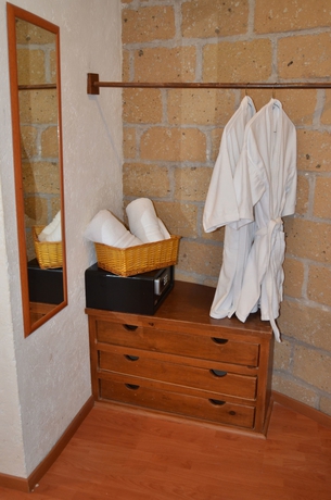 Imagen de la habitación del Hotel La Aldea and Spa. Foto 6