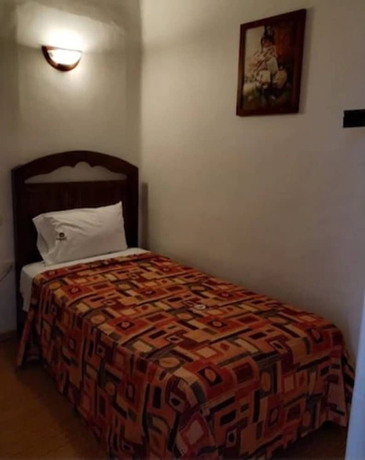 Imagen de la habitación del Hotel La Alhondiga. Foto 3