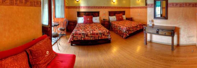 Imagen de la habitación del Hotel La Alhondiga. Foto 15