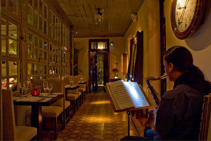 Imagen de los interiores del Hotel La Alondra Casa De Hu&eacute;spedes. Foto 15