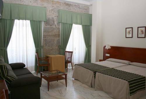 Imagen de los interiores del Hotel La Anunciada. Foto 16