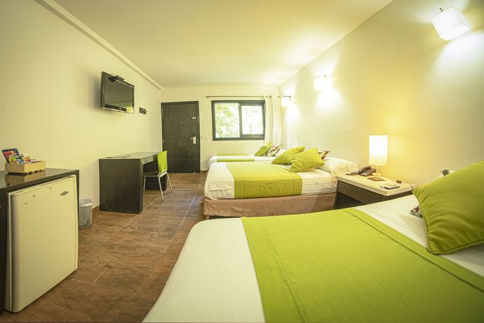 Imagen de la habitación del Hotel La Ardilla De Santa Fe. Foto 18