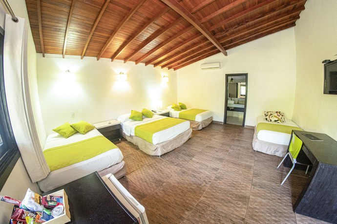 Imagen de la habitación del Hotel La Ardilla De Santa Fe. Foto 19