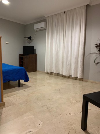 Imagen de la habitación del Hotel La Atalaya. Foto 11