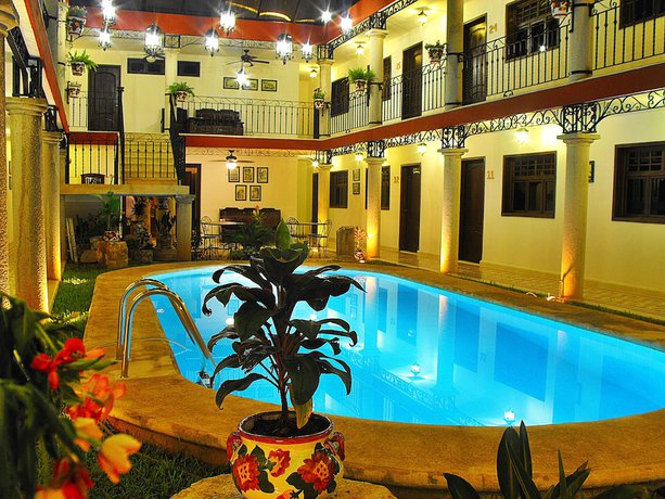 Imagen de la piscina del Hotel La Aurora Colonial. Foto 19