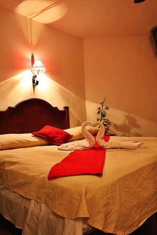Imagen de la habitación del Hotel La Aurora Colonial. Foto 5