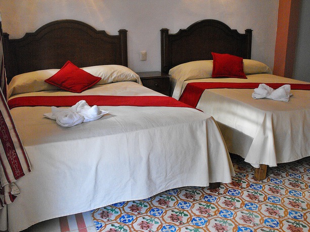 Imagen de la habitación del Hotel La Aurora Colonial. Foto 11