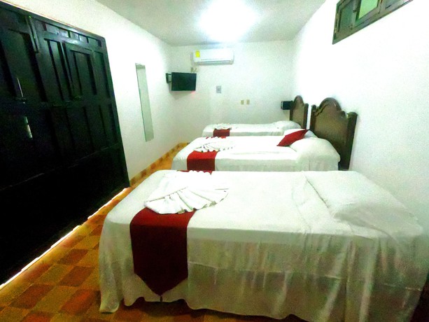 Imagen de la habitación del Hotel La Aurora Colonial. Foto 13