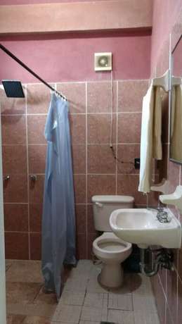Imagen de la habitación del Hotel La Avenida. Foto 8