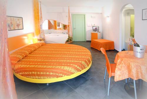 Imagen de la habitación del Hotel La Baia Di Ulisse. Foto 11