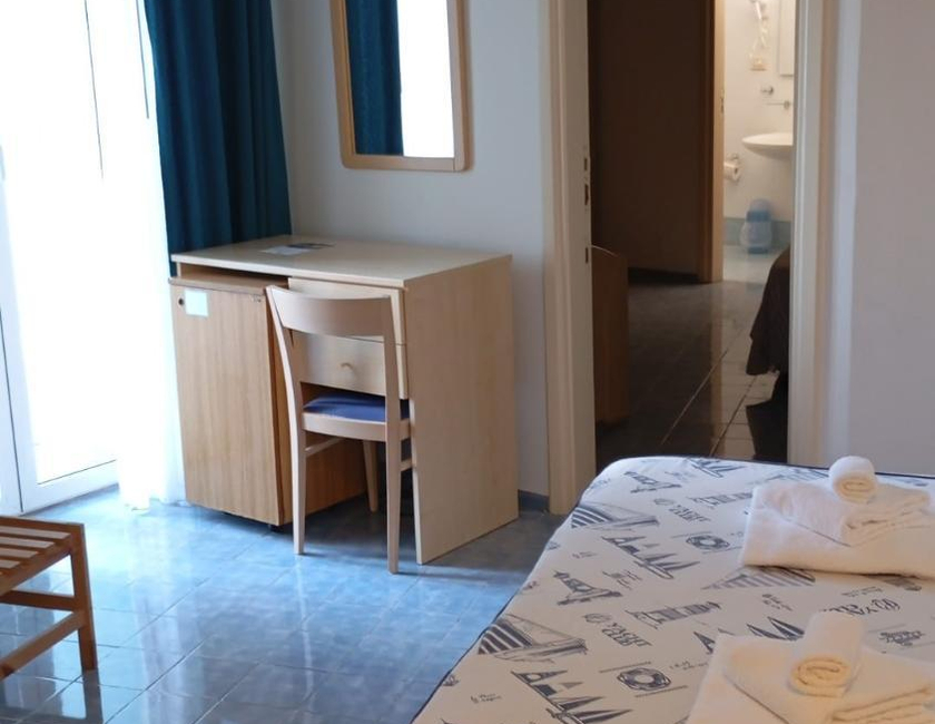 Imagen general del Hotel La Baia. Foto 5