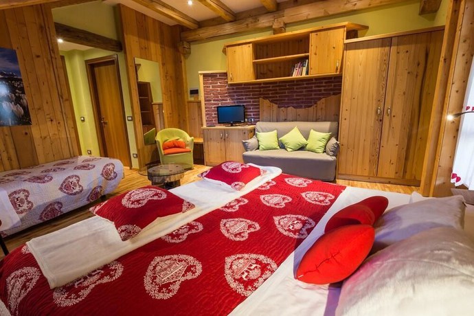 Imagen de la habitación del Hotel La Baita, Malborghetto. Foto 11