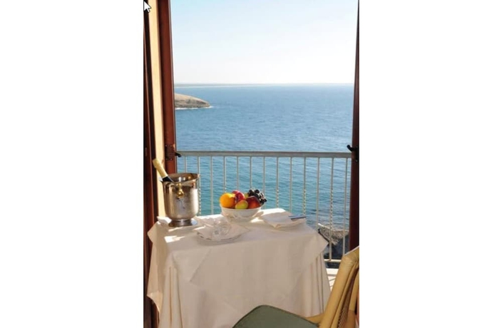 Imagen de la habitación del Hotel La Baja. Foto 4