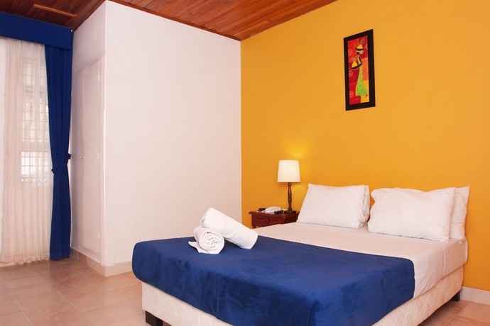 Imagen de la habitación del Hotel La Ballena Azul. Foto 11