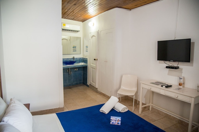 Imagen de la habitación del Hotel La Ballena Azul. Foto 13