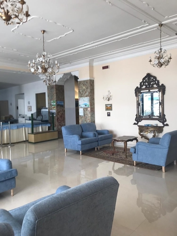 Imagen de los interiores del Hotel La Balnearia. Foto 15