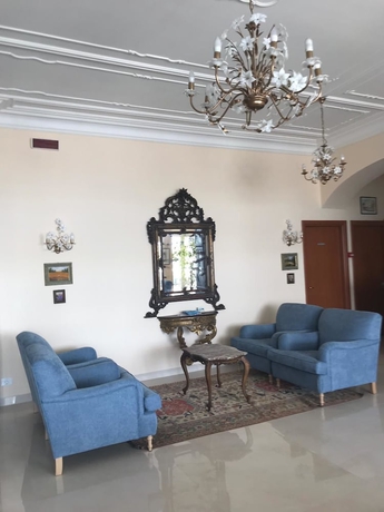 Imagen de los interiores del Hotel La Balnearia. Foto 17