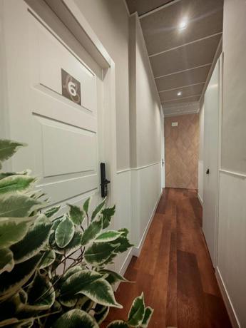 Imagen de los interiores del Hotel La Banda Suites. Foto 12