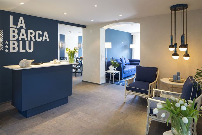 Imagen de los exteriores del Hotel La Barca Blu. Foto 12