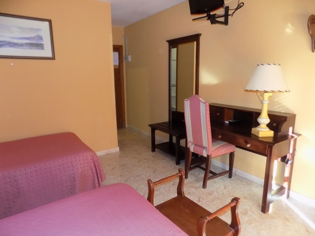 Imagen de la habitación del Hotel La Barca. Foto 4
